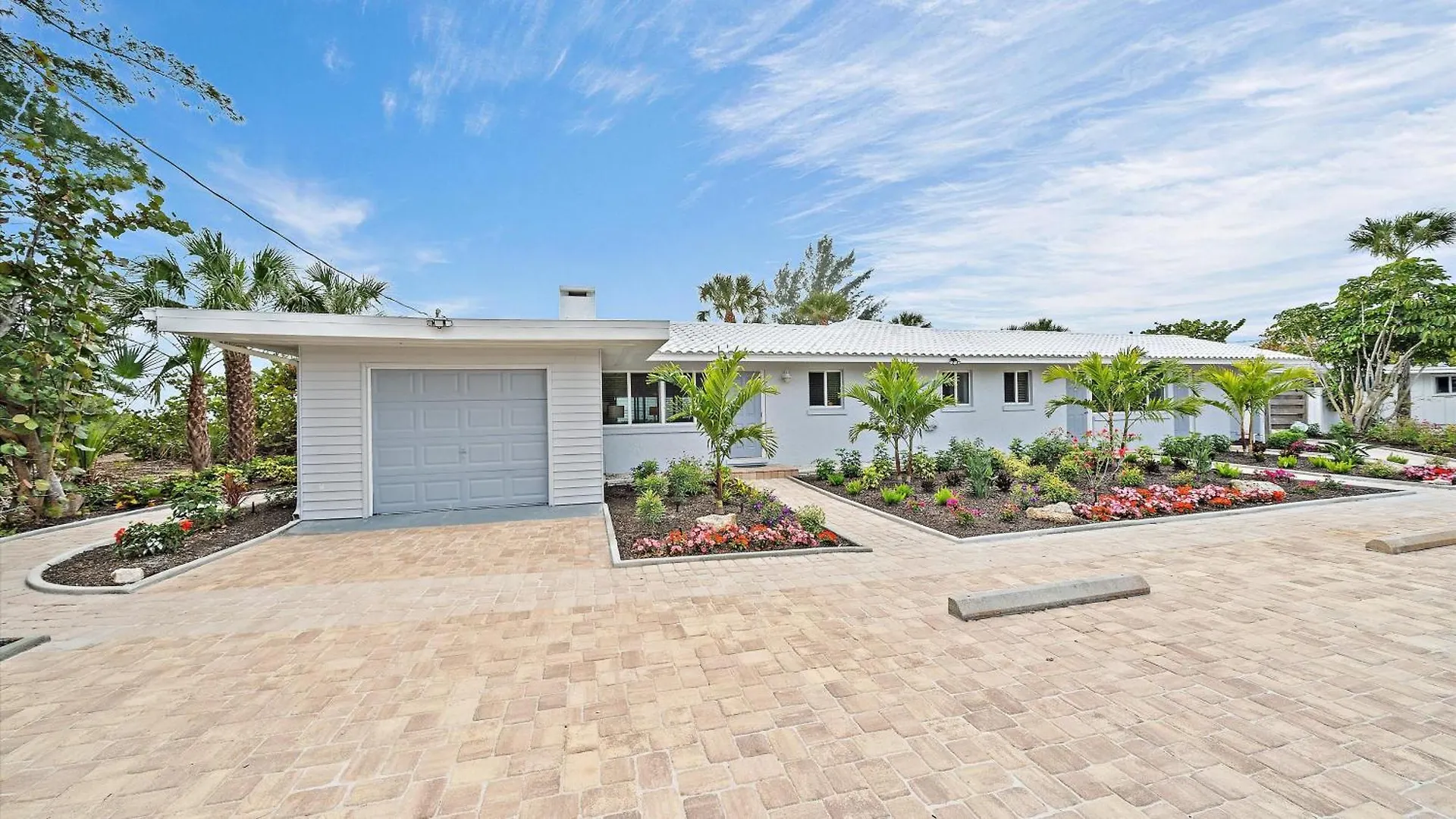 Las Hermanas 3 Longboat Key